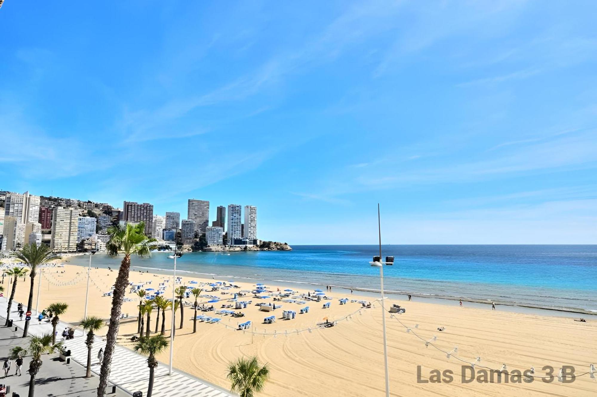 Las Damas 3B Beach Front - Pool & Parking Benidorm Exterior photo